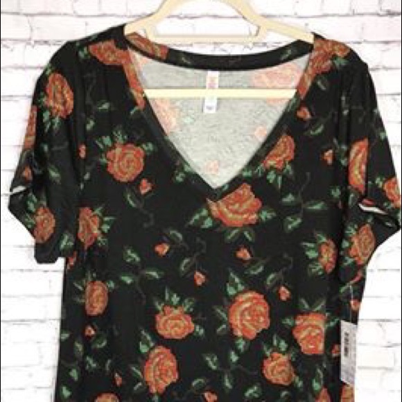 XL Christy Tee - Picture 1 of 1